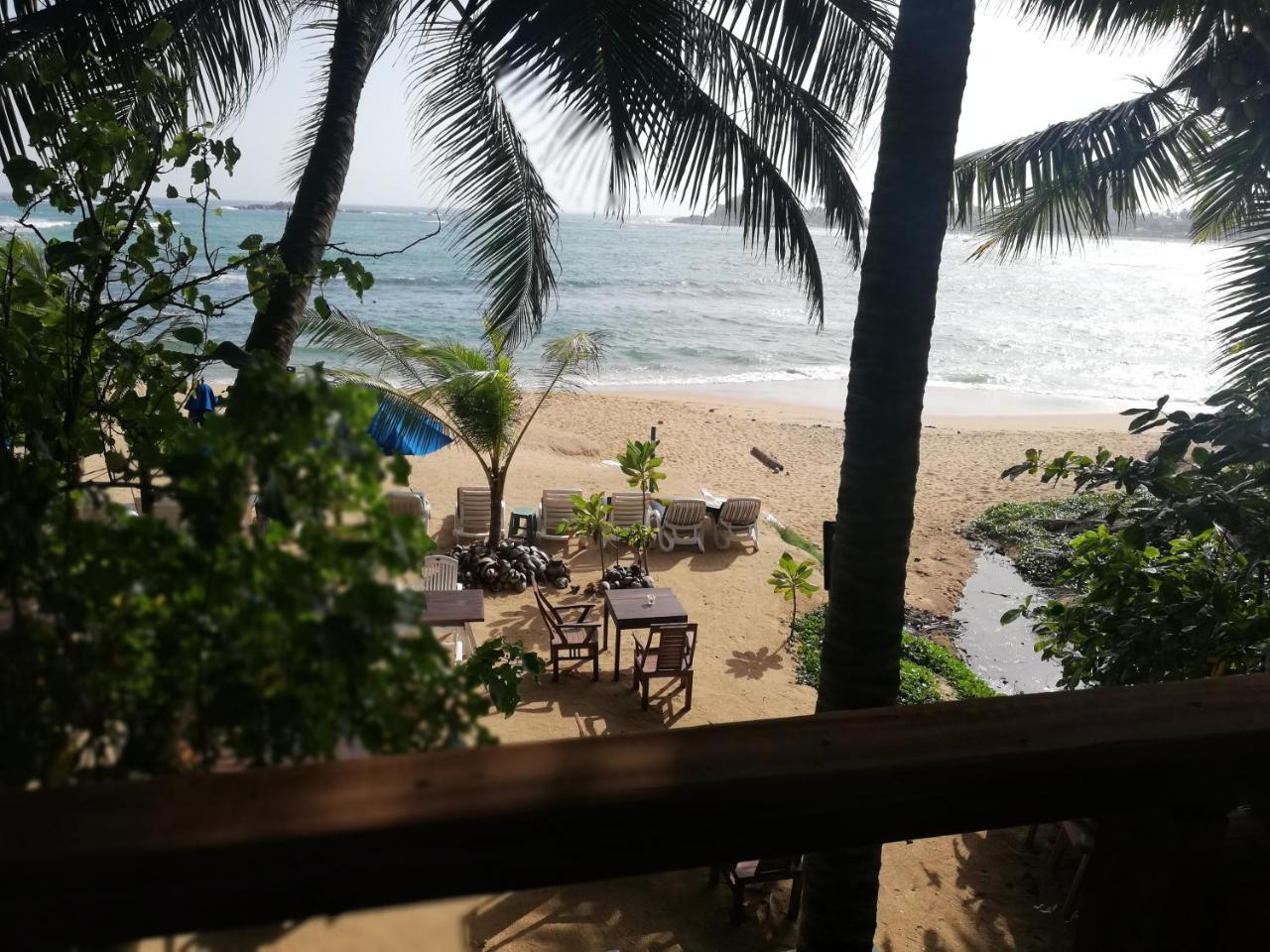 Sunset Colony Beach Resort Унаватуна Екстер'єр фото